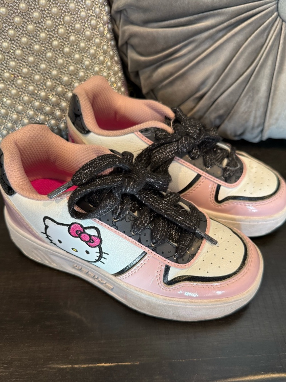Heelys Pink and White Hello Kitty Kids' Sneakers